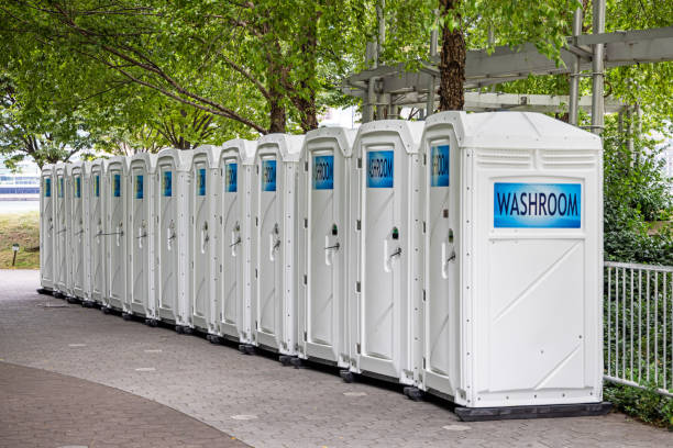 Portable Toilet Options We Offer in Quinnipiac University, CT